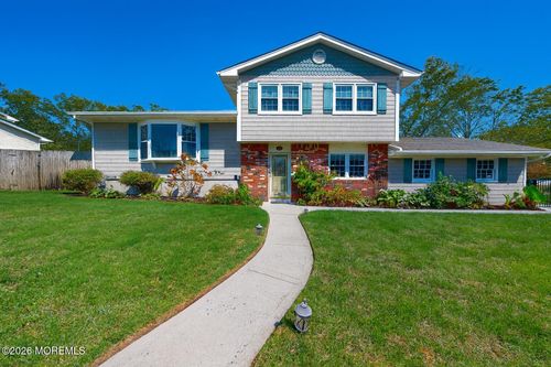 35 Redwood Dr, Toms River, NJ, 08753-3623 | Card Image