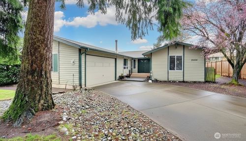 21834 Se 265th Way, Maple Valley, WA, 98038-7430 | Card Image