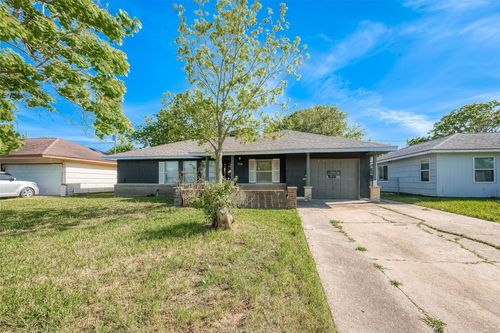 715 W 9th St, Freeport, TX, 77541-5441 | Card Image