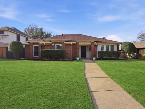 2018 Robin Hill Ln, Carrollton, TX, 75007-1611 | Card Image