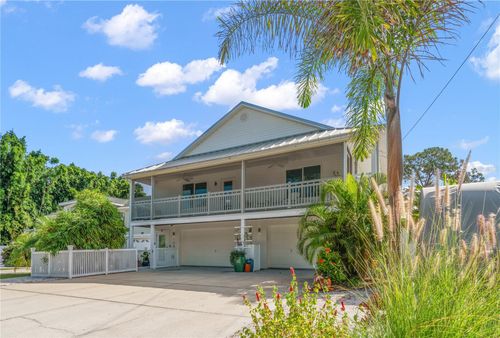 109 Peterson Ln, PALM HARBOR, FL, 34683-1823 | Card Image