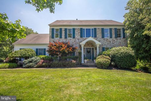 4936 Davis Dr, DOYLESTOWN, PA, 18902-1145 | Card Image