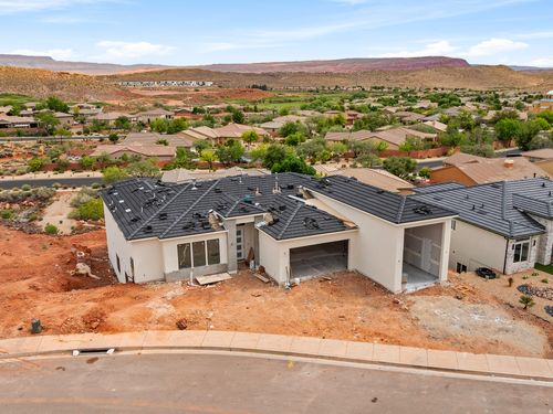 1870 N Chapman Dr, Washington, UT, 84780-3721 | Card Image