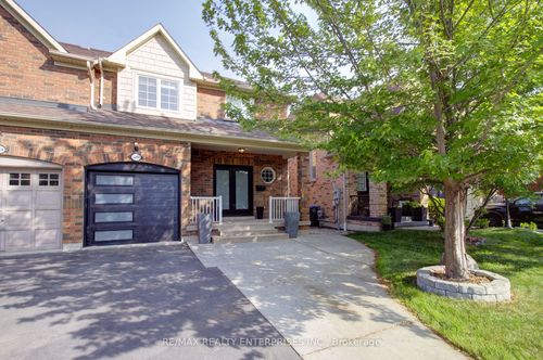 3260 Respond Rd, Mississauga, ON, L5M7X4 | Card Image