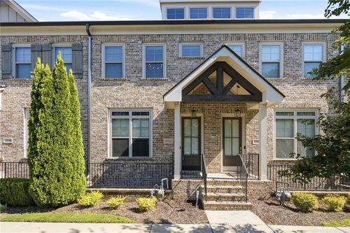 2302 Mclean Chase Se, Smyrna, GA, 30080-4812 | Card Image