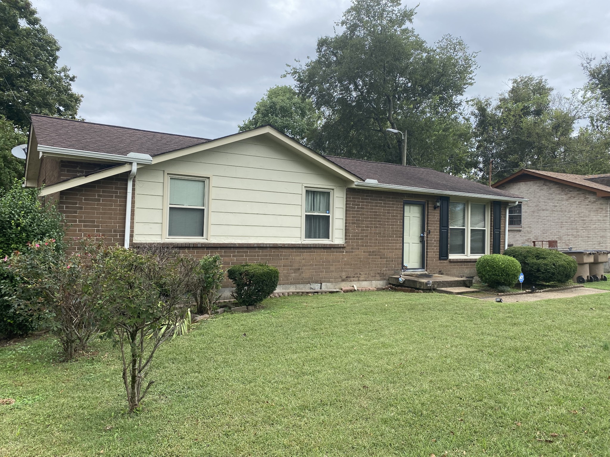 Karen Ray Dr, Antioch, TN 37013