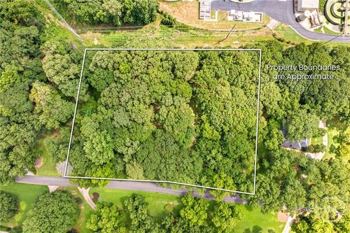 1240 Summit Dr, Watkinsville, GA, 30677-2016 | Card Image