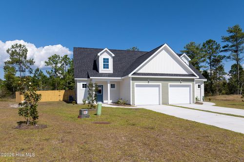 310 Coastal Reef Ct, Holly Ridge, NC, 28445-7731 | Card Image