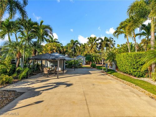 10141 Shadowood Ct, FORT MYERS, FL, 33905 | Card Image