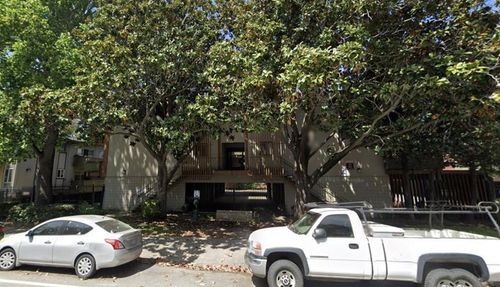 35 Newell Rd, East Palo Alto, CA, 94303-2787 | Card Image