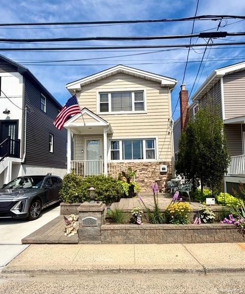 159 Sportsmans Ave, Freeport, NY, 11520-5630 | Card Image