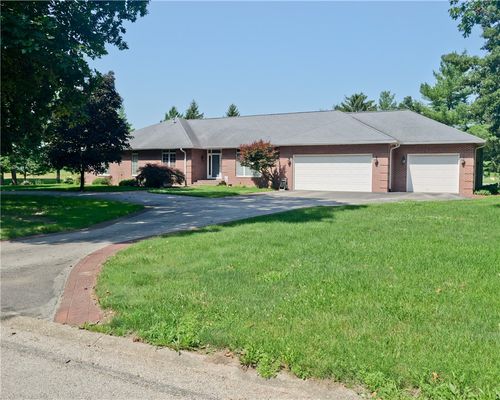 3007 Blackstone Dr, Decatur, IL, 62522-8861 | Card Image