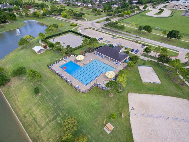 2023 Creek Run Dr, House other with 4 bedrooms, 3 bathrooms and 2 parking in Pearland TX | Image 16