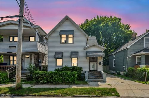 3119 W 58th St, Cleveland, OH, 44102-5671 | Card Image