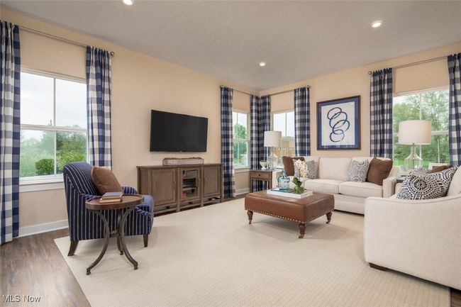 702 Downington Street, House other with 4 bedrooms, 3 bathrooms and null parking in Painesville Township OH | Image 5