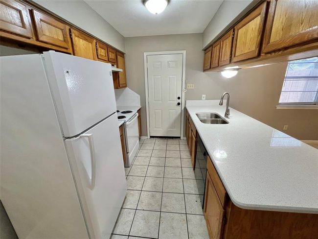 1037 - 1031 N Chenango St, Home with 0 bedrooms, 4 bathrooms and null parking in Angleton TX | Image 6