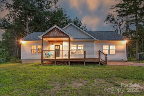 122 Cascade Ridge Rd, Fairview, NC, 28730-0229 | Card Image