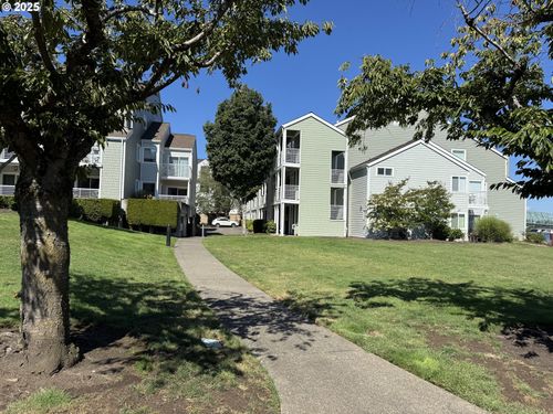 311 N Hayden Bay Dr, Portland, OR, 97217-8303 | Card Image