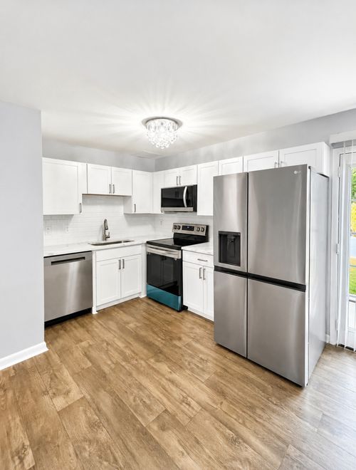 c6-370 Wallace Rd, Nashville, TN, 37211-4846 | Card Image