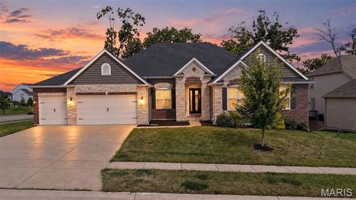 401 Hamlet Ct, Lake Saint Louis, MO, 63367-5006 | Card Image