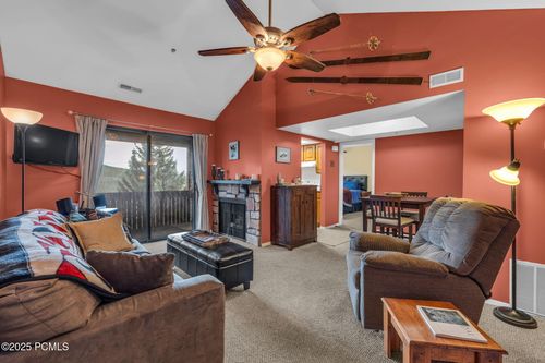 2e-7065 N 2200 W, Park City, UT, 84098-8263 | Card Image