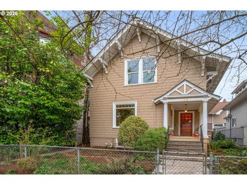 928 Se 37th Ave, Portland, OR, 97214 | Card Image