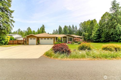 3009 107th Ave Sw, Olympia, WA, 98512-8166 | Card Image