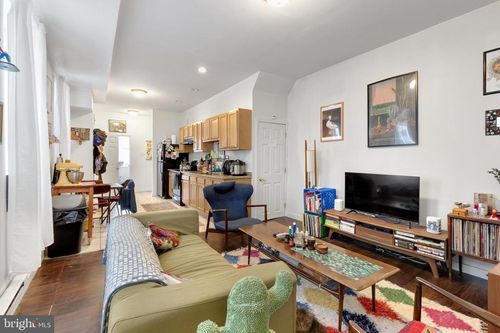 apt-1f-2010 E York St, PHILADELPHIA, PA, 19125-1241 | Card Image