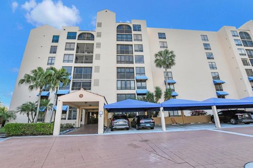 401-7170 Promenade Dr, Boca Raton, FL, 33433-6911 | Card Image