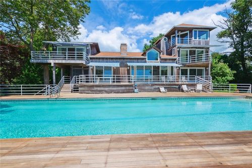 275 Boston Neck Rd, Narragansett, RI, 02882-3107 | Card Image
