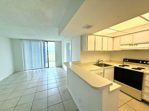 760 Executive Center Drive, West Palm Beach, FL, 33401 | Card Image