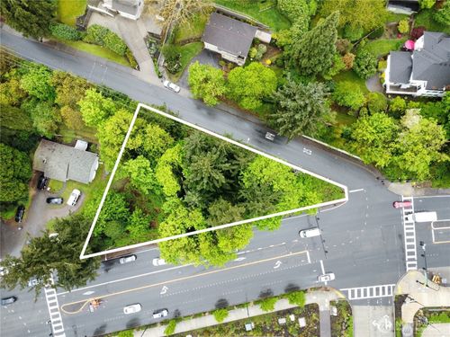 2705 Bellevue Way Se, Bellevue, WA, 98004 | Card Image