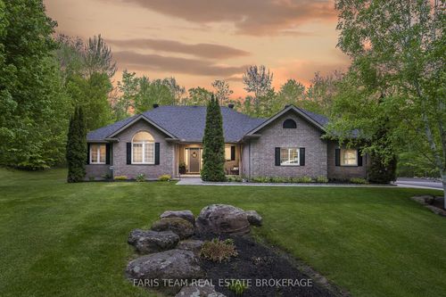 37 O'Donnell Crt, Penetanguishene, ON, L9M2A6 | Card Image
