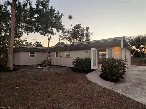 1021 April Ln, NORTH FORT MYERS, FL, 33903-5206 | Card Image