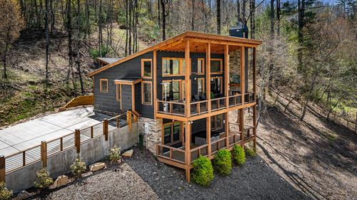 529 Hidden Valley Dr, MORGANTON, GA, 30560-3158 | Card Image