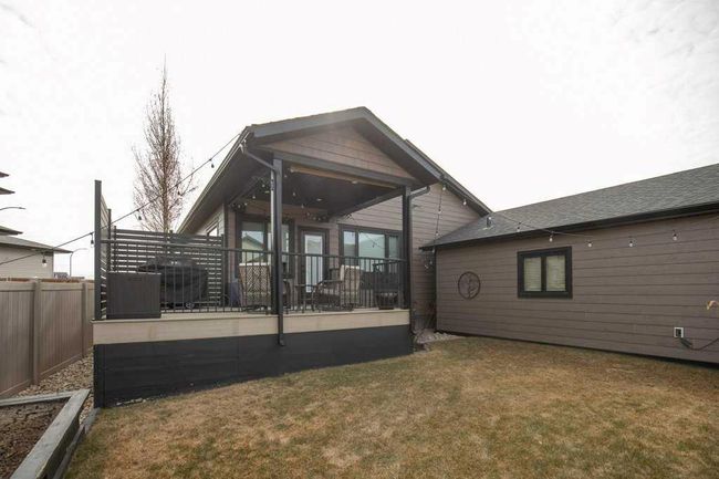 131 Cedar Square, House other with 5 bedrooms, 4 bathrooms and 7 parking in Blackfalds AB | Image 6