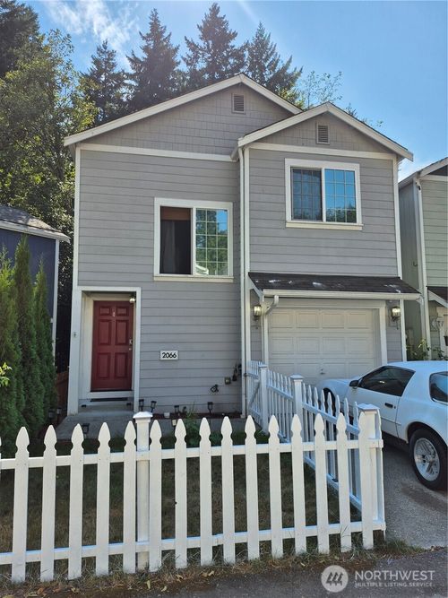 2066 Ne Green Glen Ln, Bremerton, WA, 98311-4159 | Card Image