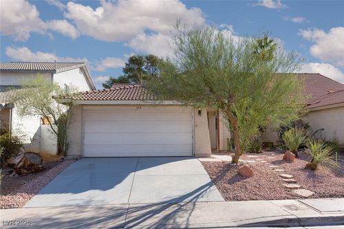 369 Tobler Dr, Las Vegas, NV, 89145-4722 | Card Image