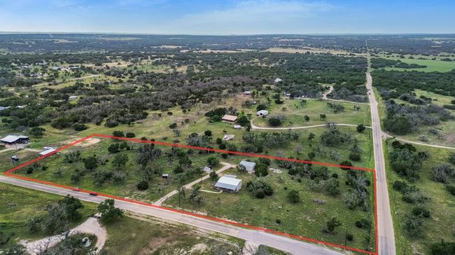 68 Rolling Oaks Dr, House other with 3 bedrooms, 2 bathrooms and 2 parking in Harper TX | Image 4