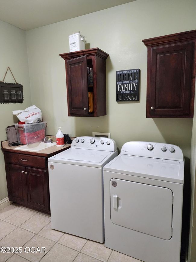 1502 E 7th Street, House other with 4 bedrooms, 2 bathrooms and null parking in Lamar MO | Image 27