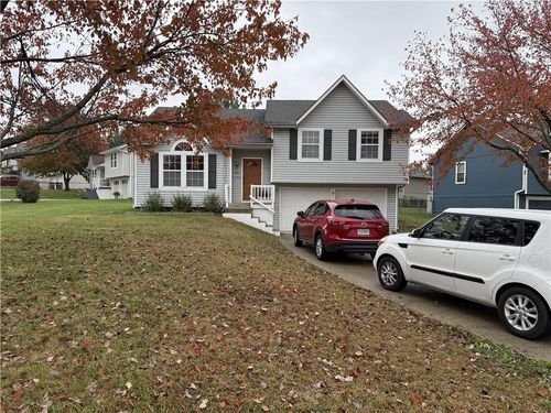 1705 W Pelham Path, Raymore, MO, 64083-8112 | Card Image