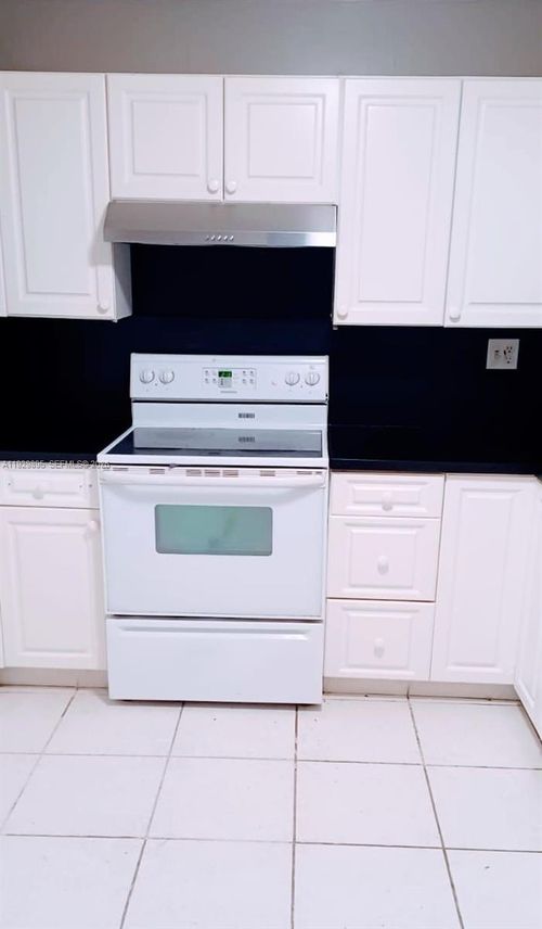 3a-4314 Nw 9th Ave, Deerfield Beach, FL, 33064-1757 | Card Image