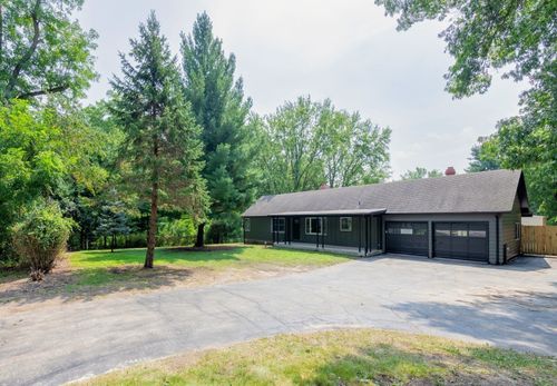 37W985 Binnie Rd, Dundee, IL, 60118-9343 | Card Image