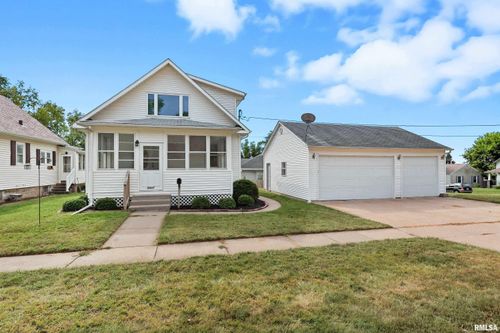 2007 Mississippi Blvd, Bettendorf, IA, 52722-4933 | Card Image