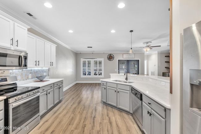 223 Silver Creek Loop, House other with 3 bedrooms, 4 bathrooms and 2 parking in Sneads Ferry NC | Image 11