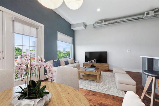STE-206 - 1011 Studemont St, Condo with 1 bedrooms, 1 bathrooms and 1 parking in Houston TX | Image 26