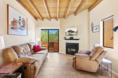 apt-239-5750 Camino Esplendora, Tucson, AZ, 85718-4575 | Card Image