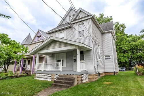 749 Amherst Road Ne, Massillon, OH, 44646 | Card Image