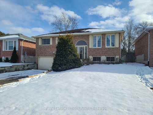 423 Maplegrove Ave, Bradford, ON, L3Z2V5 | Card Image