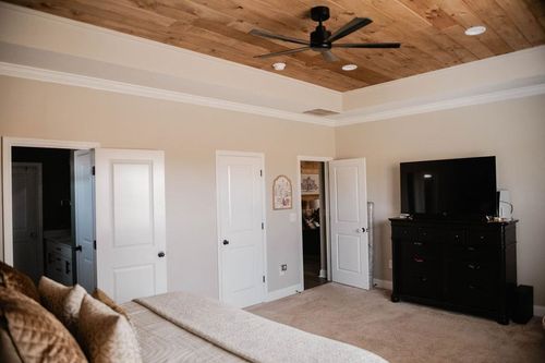 831 Orchard Valley Ln, Boiling Springs, SC, 29316-8507 | Card Image